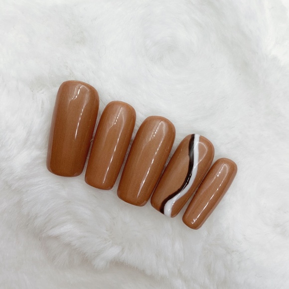 RTS Brown/Nude Trendy Abstract Press On Nails - Picture 2 of 5